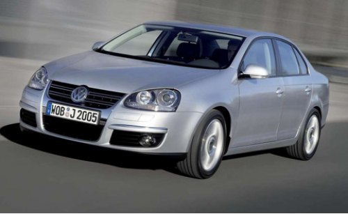 Volkswagen Jetta позиционируется концерном как бизнес-класс среди «гольфоподбных».