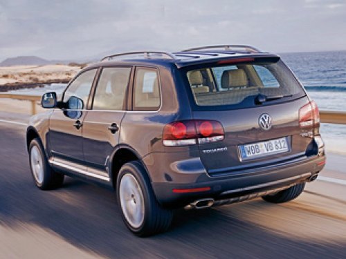 На рынке США экологичному Volkswagen Touareg предстоит конкурировать в первую очередь с гибридным…