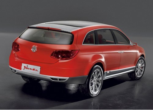 Neeza хоть и построена на базе пятиметрового Audi Q7, но короче на 58 сантиметров.