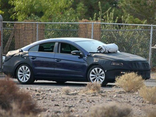 Чтобы крылья испытательного VW Passat 4-Door Coupe не хлопали под действием набегающего потока,…