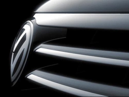 После своего появления Volkswagen Passat Coupe автоматически станет заклятым врагом Mercedes CLS.…