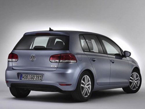 В Германии перемещаться на хэтчбеке Volkswagen Golf BiFuel выгодно. Например, если ездить на газе,…