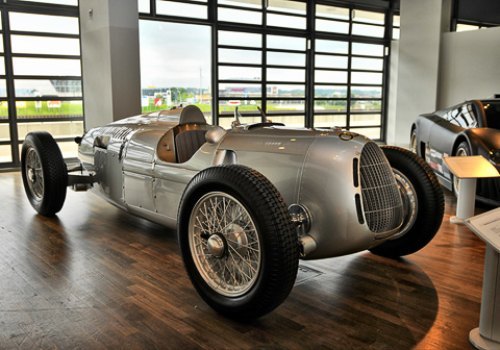 Этот боевой Auto Union ненастоящий: оригинальных в нем несколько деталей, остальное — новодел.