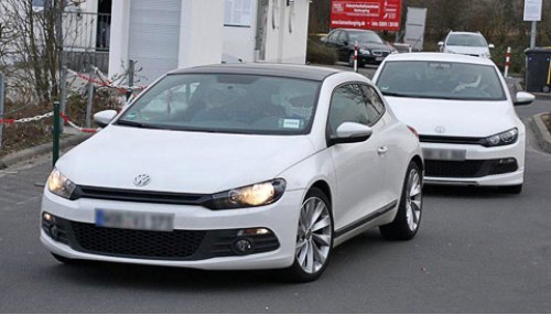 Впоследствии так называемая версия R45 может дебютировать и на купе Scirocco. Но пока мы видим на…