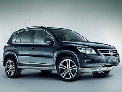 Tiguan Track & Avenue может оснащаться бензиновым мотором 2.0 TSI либо с «механикой», либо с…