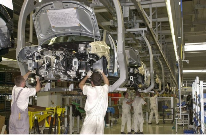 В 2011 году работниками концерна Volkswagen было выпущено 8,3 млн единиц техники, включая легковые…