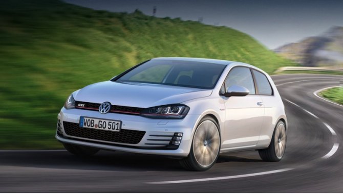 Хэтчбек Volkswagen Golf GTI седьмого поколения немного подорожал. Если предшественник стоил от 27…