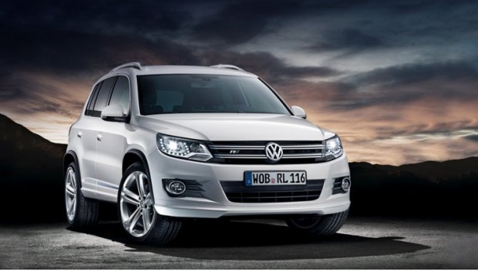 Все кроссоверы Tiguan с пакетом R-Line будут поставлять к нам в страну из Германии.