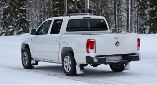 Сзади отличить новый Amarok от уже ненового не представляется возможным.