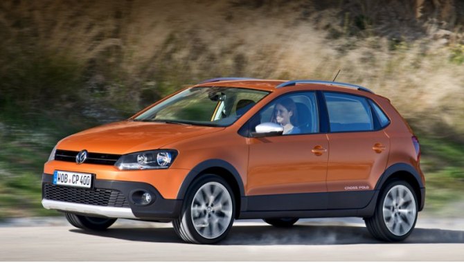 Все версии обновлённого хэтчбека Volkswagen Polo, включая вседорожник CrossPolo, поступят в продажу…