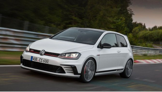 Хот-хэтч Golf GTI Clubsport стоит в Германии 36 450 евро, на 6050 евро дороже, чем 230-сильный Golf…