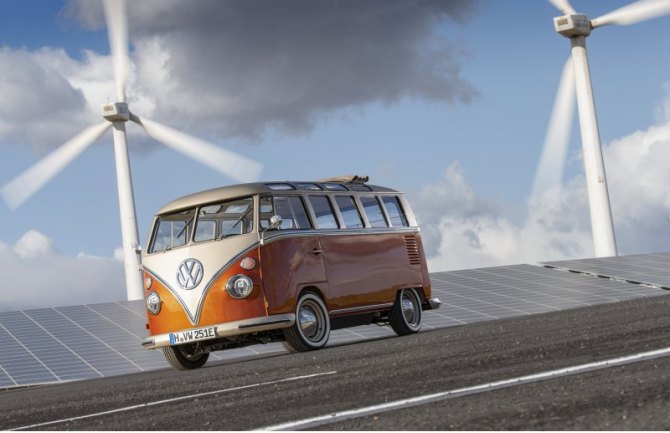 Дизайнерский центр Volkswagen Commercial Vehicles, отделы коммуникации и VWCV Vintage Vehicles…