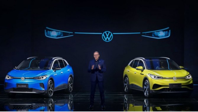 Volkswagen построил для Китая два «айди-четвёртых»: ID.4 Crozz от предприятия FAW-Volkswagen вышел…