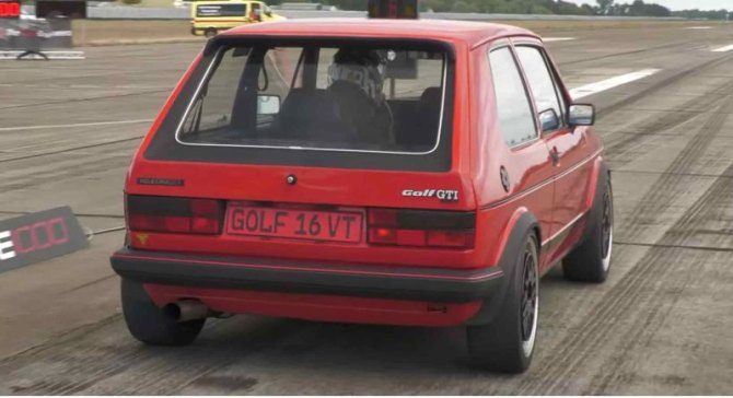 В Сети показали 600-сильный VW Golf MK1 GTI: он бросил вызов Lamborghini