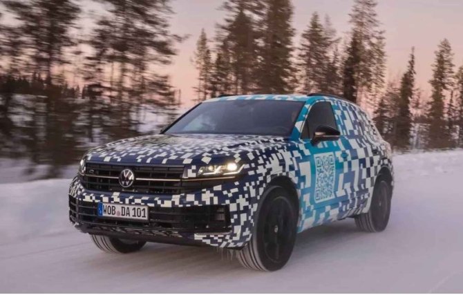 Самый дорогой Volkswagen раскрыл свое новое «лицо»