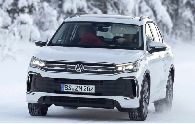 Volkswagen тестирует новый 7-местный кроссовер: он сменит имя с Allspace на Tyron