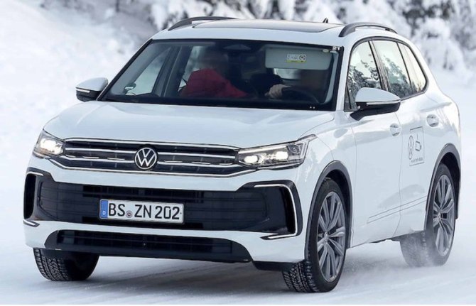 Напомним, VW Tyron разработан в Китае специально для «Поднебесного» рынка и сейчас выпускается…
