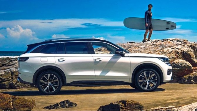 В Россию ввезли новый большой кроссовер VW, который в 2 раза дешевле Touareg