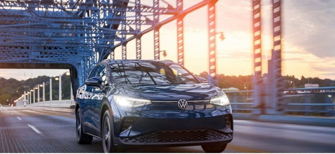 Электромобиль Volkswagen ID.4 получил новую базовую комплектацию с запасом хода в 335 км