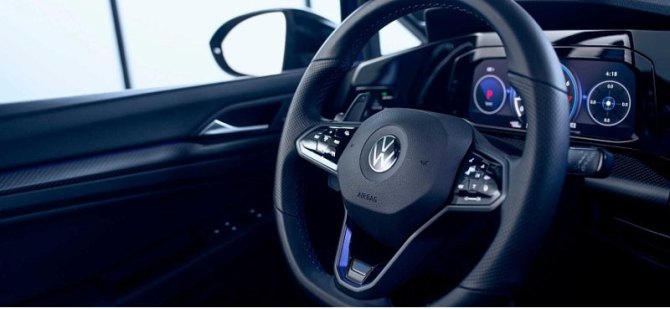 Компания VOLKSWAGEN вернет кнопки на руль вместо сенсоров
