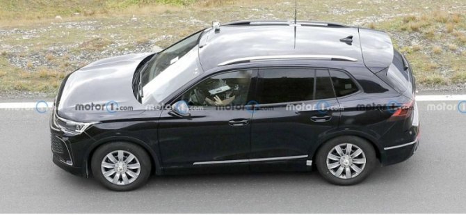 Кроссовер Volkswagen Tiguan нового поколения изменится в экстерьере