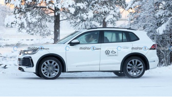 Volkswagen полным ходом работает над Tiguan следующего поколения. Западные фотографы-шпионы…