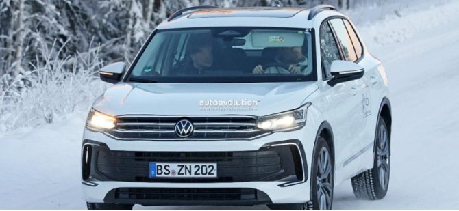 Компания Volkswagen тестирует новый Volkswagen Tiguan 2024 в зимних условиях