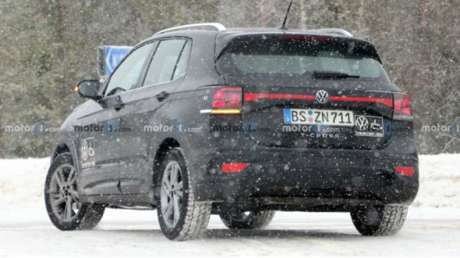 Volkswagen T-Cross Facelift также получит преобразования в салоне. Новинке полагается большее…