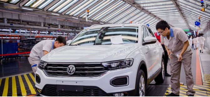 Handelsblatt: автоконцерн Volkswagen начал препятствовать параллельному импорту автомашин из КНР в…