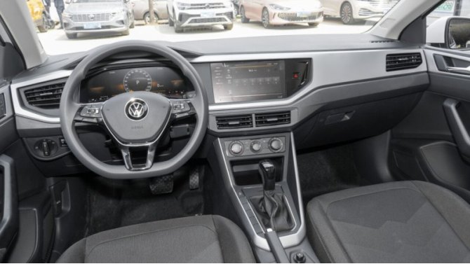 С 2009 по 2014 год хэтчбек Volkswagen Polo официально был представлен на российском авторынке.…