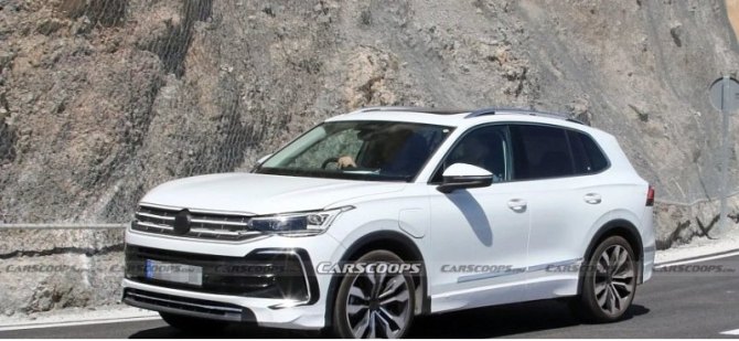 Гибридный кроссовер Volkswagen Tiguan 2024 года вышел на тесты для проверки мощности электромотора