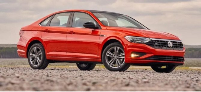 Volkswagen отзывает почти 50 000 рискующих заглохнуть автомашин Jetta