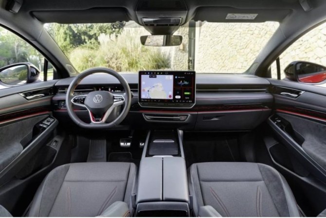 ID.7 GTX Tourer отличается от обычной модели множеством визуальных изменений. К ним относятся новая…