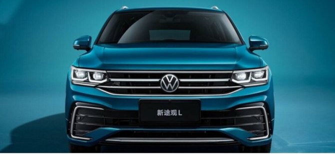 Volkswagen Tiguan вернулся на российский рынок и сразу подешевел на 400 тысяч рублей