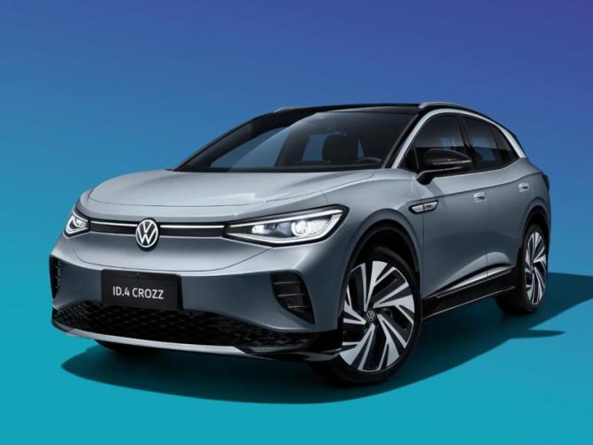 Дилер в Санкт-Петербурге продает электрокар Volkswagen ID.4 Crozz 2023 года за 3 995 000 рублей.…
