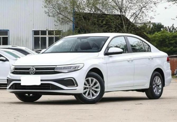 В России на продажу выставили седаны Volkswagen Bora китайской сборки