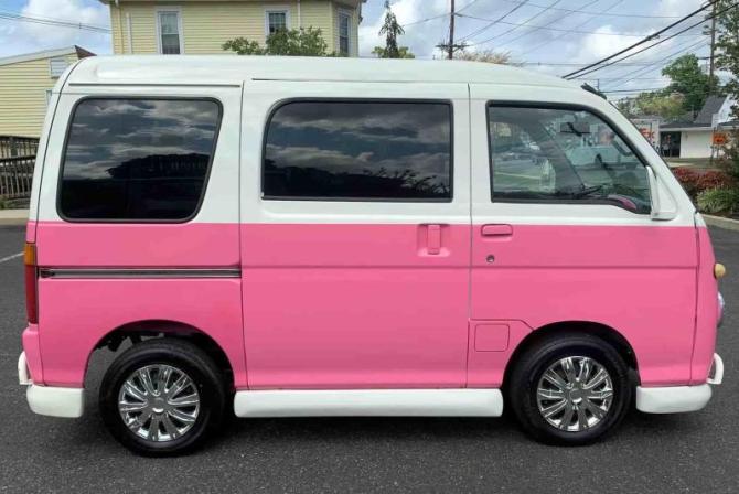 Daihatsu Atrai с дизайном Volkswagen