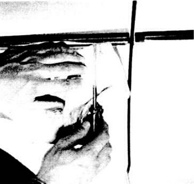 При установке декоративной планки надо обязательно подложить прокладку для защиты лакокрасочного…