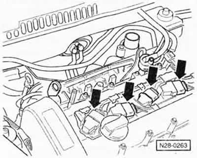 Бензиновый двигатель с рабочим объемом 1,4 л, AUA/AUB: вытащить из крышки «3» провода высокого…