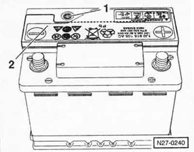 Аккумуляторная батарея с индикатором состояния и без пробок элементов
