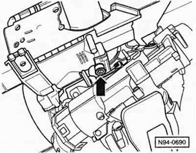 Using a screwdriver, unhook the locking hooks of the «arrow» and remove the return ring from the…