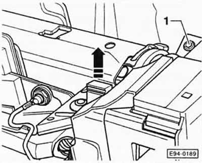 POLO: unscrew the «arrow» screw on the steering column switch, remove the steering column switch…