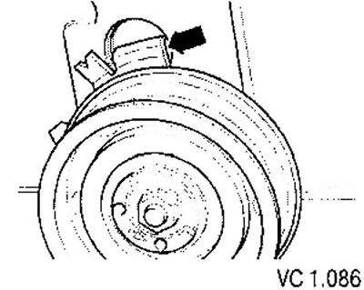 Attention should be paid to the correct position of the tension roller in the cylinder head.