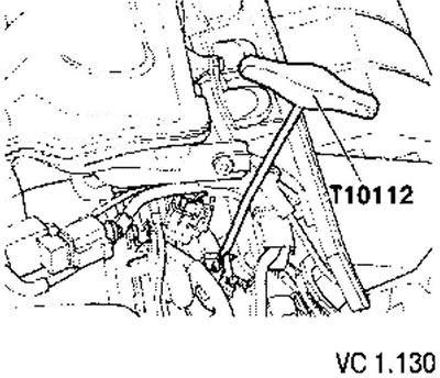 3. Disconnect the spark plug caps using the installation tool (T10112).
