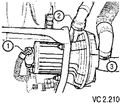 4. Uklonite motor pumpe sekundarnog zraka.