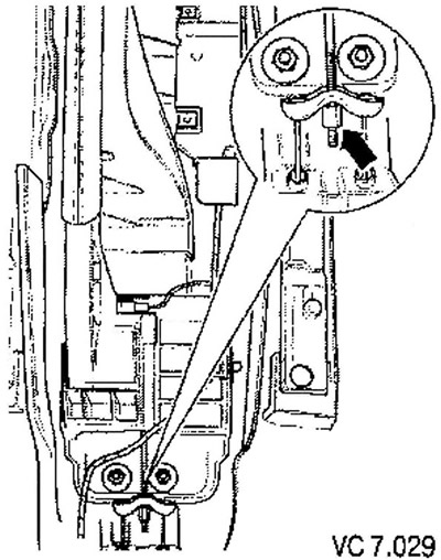 5. Tighten the nut (arrow) (see figure VC 7.029) until the lever (1) on the caliper approaches the…