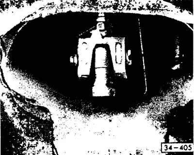 Volkswagen Beetle 1960-1986: Снятие и установка подвижной штанги ...