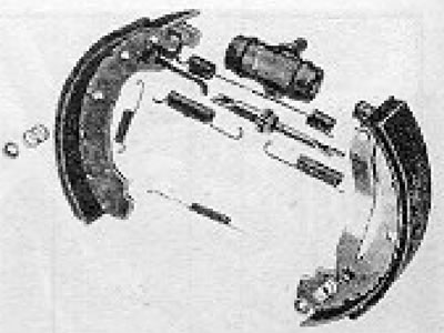 Figure 9.20. Return springs of the shoe and its automatic regulator of a different type on the LT…