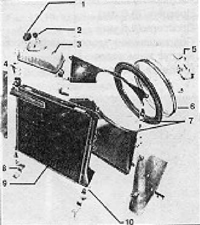Figure 13.17. Radiator, cooling fan and fan shroud on models with 2.4L engine: 1 - Cork; 2 - Low…