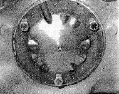 Photo 6B.58. Intake manifold heater.